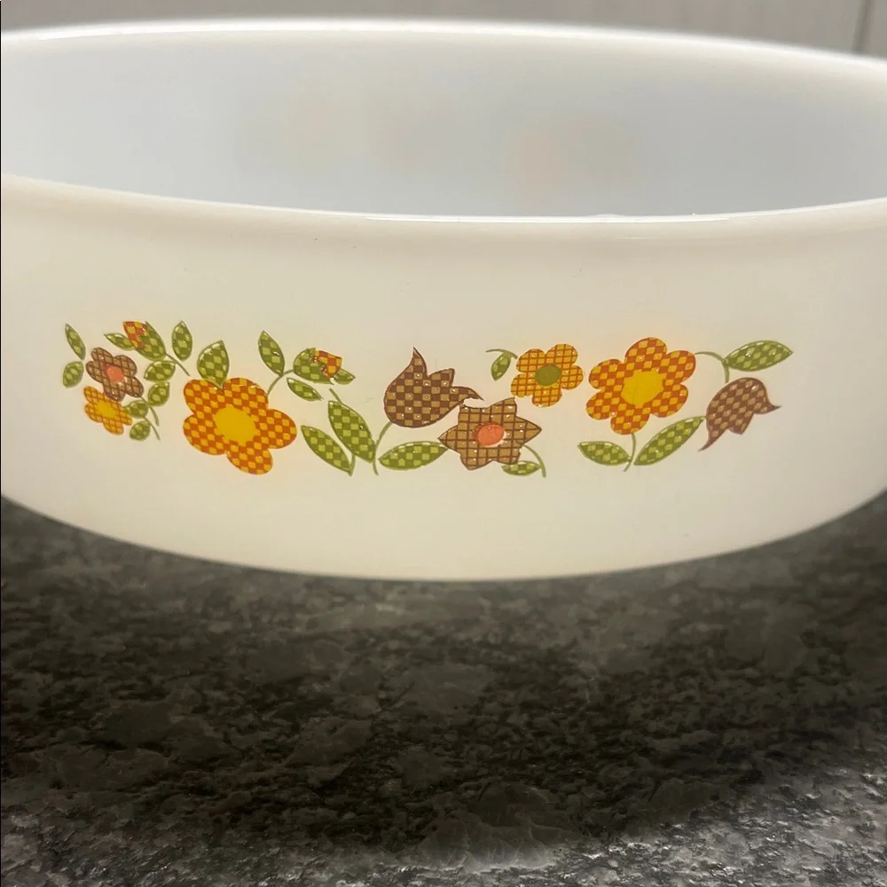 Vintage Fire King 1 1/2 wt Gingham Flowers White Casserole Dish